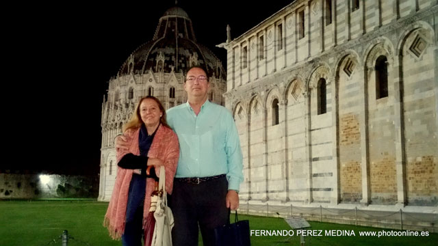 Piazza dei Miracoli, Piazza del Duomo, Pisa, Italia 640w