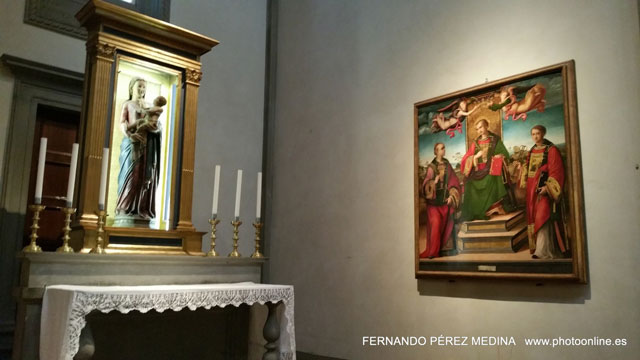 Basilica di San Lorenzo, Piazza di San Lorenzo, Florencia, Italia 640w