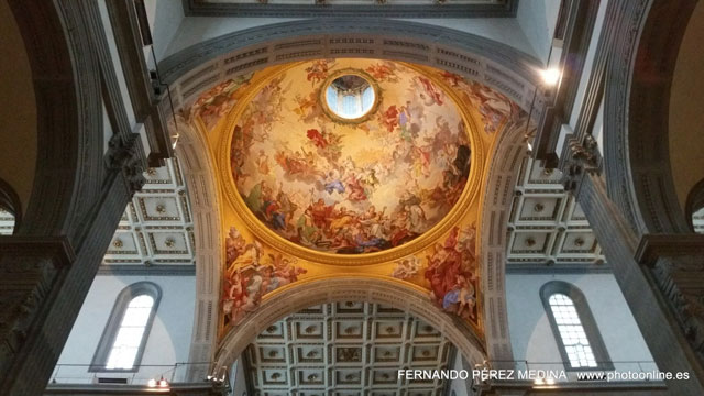 Basilica di San Lorenzo, Piazza di San Lorenzo, Florencia, Italia 640w