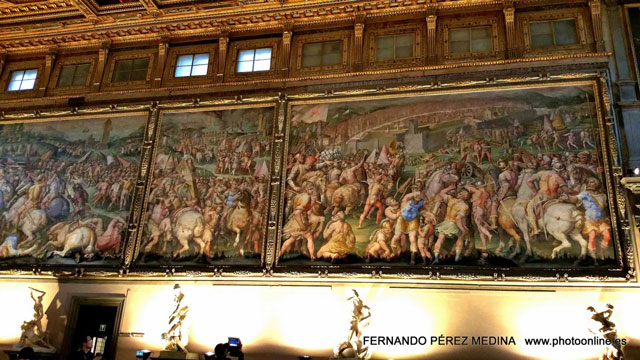 Palazzo Vecchio, Piazza della Signoria, Florencia, Italia 640w
