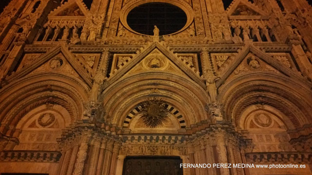 Siena, Italia 640w