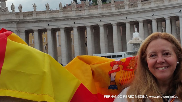Piazza San Pietro Vatikano Hiria, Ciudad del Vaticano 640w