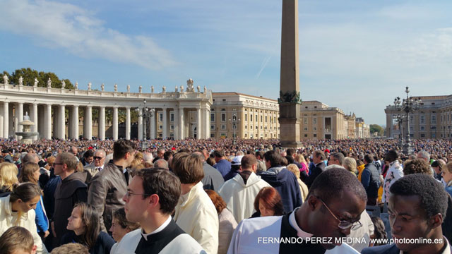 Piazza San Pietro Vatikano Hiria, Ciudad del Vaticano 640w
