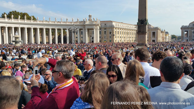 Piazza San Pietro Vatikano Hiria, Ciudad del Vaticano 640w
