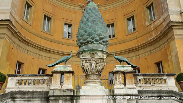 Photo: Musei Vaticani, Viale Vaticano, Roma, Italia. ©Fernando Pérez Medina: photoonline.es - 3wpc.es - advertisingonline.es Musei Vaticani, Viale Vaticano, Roma, Italia 640w