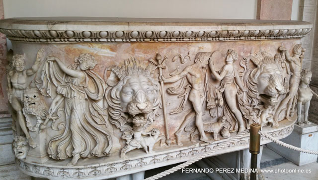 Photo: Musei Vaticani, Viale Vaticano, Roma, Italia. ©Fernando Pérez Medina: photoonline.es - 3wpc.es - advertisingonline.es Musei Vaticani, Viale Vaticano, Roma, Italia 640w