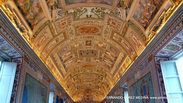 Musei Vaticani, Viale Vaticano, Roma, Italia 640w