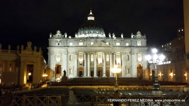 Photo: Piazza San Pietro Vatikano Hiria, Ciudad del Vaticano. ©Fernando Pérez Medina: photoonline.es - 3wpc.es - advertisingonline.es Piazza San Pietro Vatikano Hiria, Ciudad del Vaticano 640w