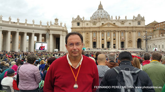 Piazza San Pietro Vatikano Hiria, Ciudad del Vaticano 640w