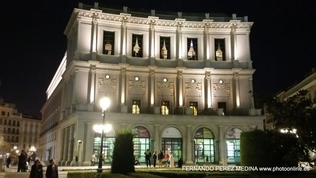 Photo: Plaza de Oriente, Madrid. ©Fernando Pérez Medina: photoonline.es - 3wpc.es - advertisingonline.es Plaza de Oriente, Madrid 640w