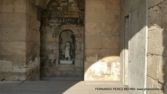 Archeologikos Choros Theatro Irodou Attikou Areopagitou Dionisiou, Athina 105 55, Grecia 640w