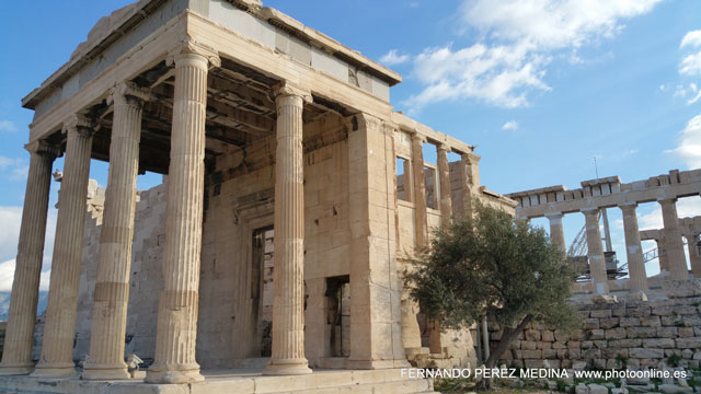 Photo: Erecteión Akropolis, Athina 105 58, Grecia. ©Fernando Pérez Medina: photoonline.es - 3wpc.es - advertisingonline.es Erecteión Akropolis, Athina 105 58, Grecia 640w