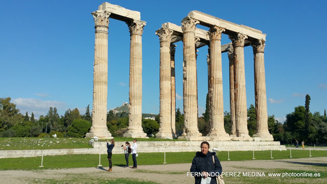Photo: Templo de Zeus Olímpico Athens, Grecia. ©Fernando Pérez Medina: photoonline.es - 3wpc.es - advertisingonline.es Templo de Zeus Olímpico Athens, Grecia 640w