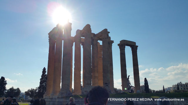 Photo: Templo de Zeus Olímpico Athens, Grecia. ©Fernando Pérez Medina: photoonline.es - 3wpc.es - advertisingonline.es Templo de Zeus Olímpico Athens, Grecia 640w