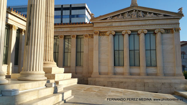 Photo: Academia nacional de grecia Leof. Eleftheriou Venizelou 28, Athina 106 79, Grecia. ©Fernando Pérez Medina: photoonline.es - 3wpc.es - advertisingonline.es Academia nacional de grecia Leof. Eleftheriou Venizelou 28, Athina 106 79, Grecia 640w