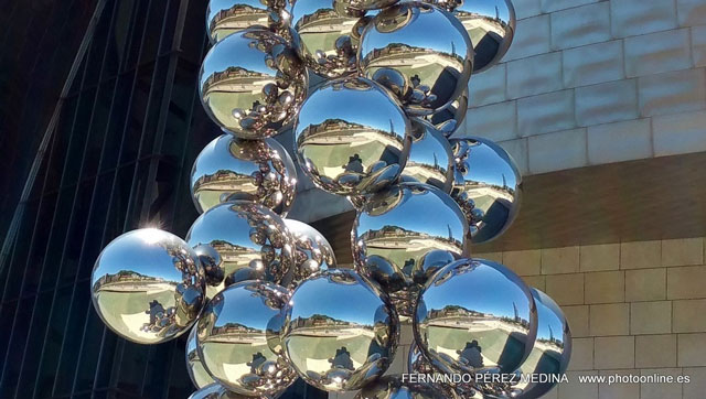 Museo Guggenheim Bilbao, Avenida Abandoibarra, Bilbao, España 640w