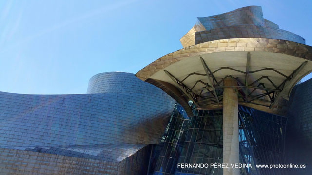 Museo Guggenheim Bilbao, Avenida Abandoibarra, Bilbao, España 640w