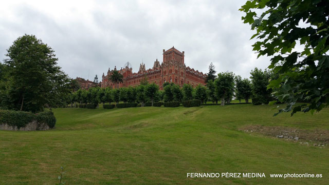 Comillas, Cantabria, España 640w