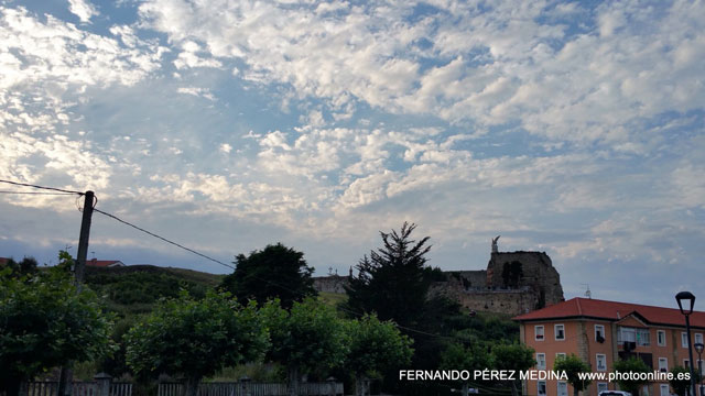 Comillas, Cantabria, España 640w