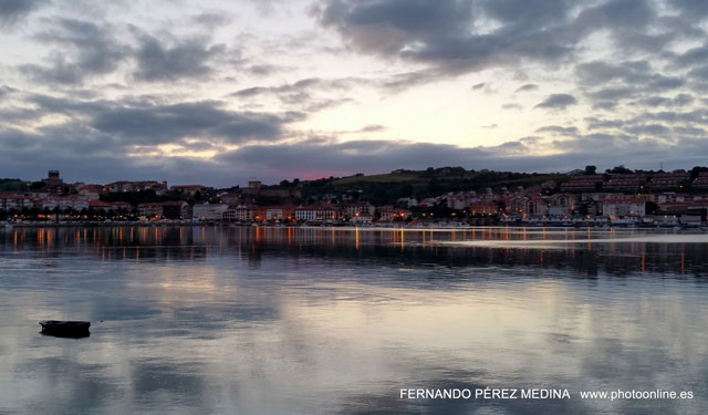 Photo: San Vicente de la Barquera, Cantabria, España. ©Fernando Pérez Medina: photoonline.es - 3wpc.es - advertisingonline.es San Vicente de la Barquera, Cantabria, España 640w