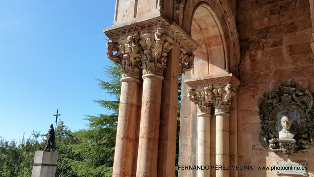 Santuario De Covadonga, Covadonga, Asturias, España 640w