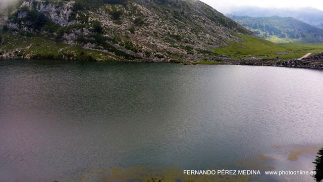 Photo: Lagos de Covadonga, Asturias, España. ©Fernando Pérez Medina: photoonline.es - 3wpc.es - advertisingonline.es Lagos de Covadonga, Asturias, España 640w