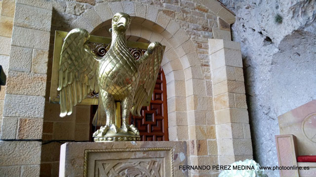 Photo: Santuario De Covadonga, Covadonga, Asturias, España. ©Fernando Pérez Medina: photoonline.es - 3wpc.es - advertisingonline.es Santuario De Covadonga, Covadonga, Asturias, España 640w