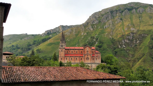 Photo: Santuario De Covadonga, Covadonga, Asturias, España. ©Fernando Pérez Medina: photoonline.es - 3wpc.es - advertisingonline.es Santuario De Covadonga, Covadonga, Asturias, España 640w