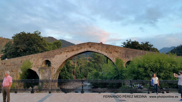 Cangas de Onís, Asturias, España 640w