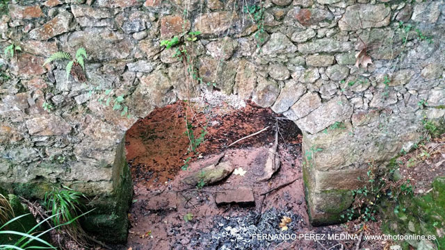 Photo: Ferreria de Cades, Cades, Cantabría, España. ©Fernando Pérez Medina: photoonline.es - 3wpc.es - advertisingonline.es Ferreria de Cades, Cades, Cantabría, España 640w