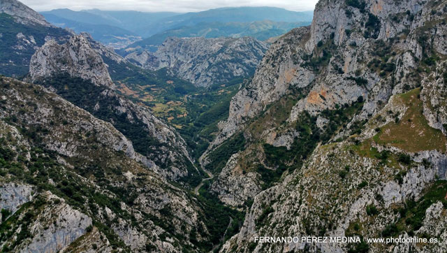Photo: Mirador de La Reina, Asturias, España. ©Fernando Pérez Medina: photoonline.es - 3wpc.es - advertisingonline.es Mirador de La Reina, Asturias, España 640w