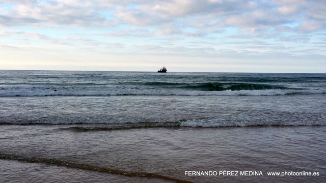 Photo: San Vicente de la Barquera, Cantabria, España. ©Fernando Pérez Medina: photoonline.es - 3wpc.es - advertisingonline.es San Vicente de la Barquera, Cantabria, España 640w