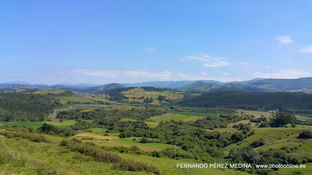 Photo: Mirador Del Picu, Camino Fimango Alfaro, Pimiango, Asturias, España. ©Fernando Pérez Medina: photoonline.es - 3wpc.es - advertisingonline.es Mirador Del Picu, Camino Fimango Alfaro, Pimiango, Asturias, España 640w