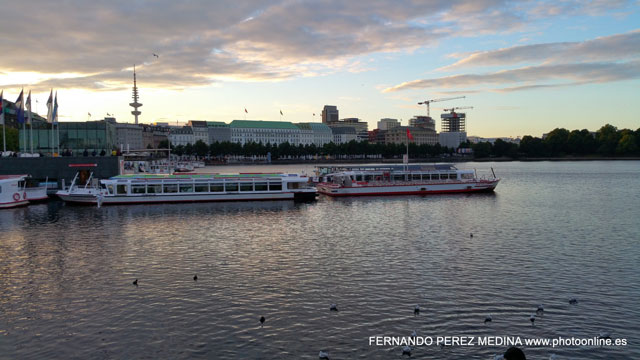 Photo: Hamburgo, Alemania. ©Fernando Pérez Medina: photoonline.es - 3wpc.es - advertisingonline.es Hamburgo, Alemania 640w