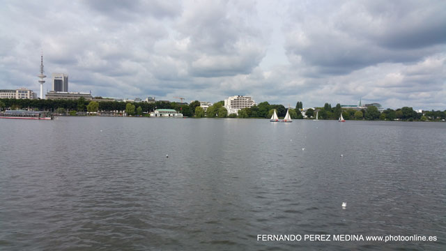 Photo: Hamburgo, Alemania. ©Fernando Pérez Medina: photoonline.es - 3wpc.es - advertisingonline.es Hamburgo, Alemania 640w