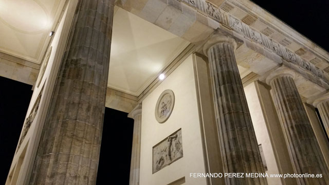 Puerta de Brandenburgo, Berlín, Alemania 640w