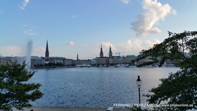 Photo: Hamburgo, Alemania. ©Fernando Pérez Medina: photoonline.es - 3wpc.es - advertisingonline.es Hamburgo, Alemania 640w