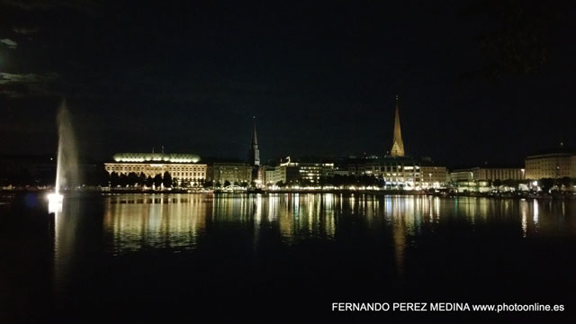 Photo: Hamburgo, Alemania. ©Fernando Pérez Medina: photoonline.es - 3wpc.es - advertisingonline.es Hamburgo, Alemania 640w