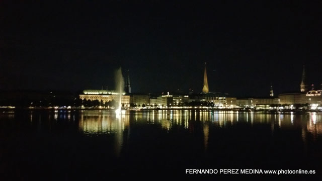 Photo: Hamburgo, Alemania. ©Fernando Pérez Medina: photoonline.es - 3wpc.es - advertisingonline.es Hamburgo, Alemania 640w