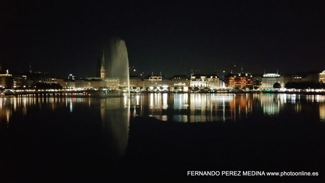 Photo: Hamburgo, Alemania. ©Fernando Pérez Medina: photoonline.es - 3wpc.es - advertisingonline.es Hamburgo, Alemania 640w