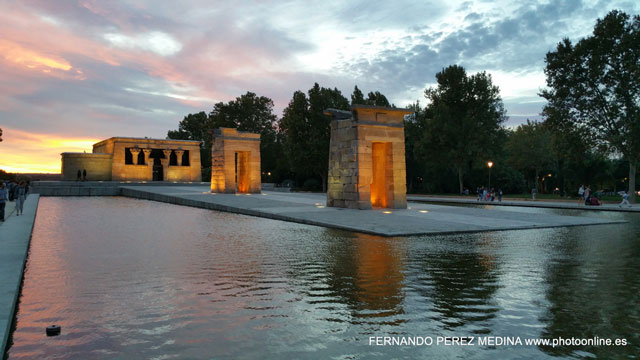 Photo: Templo de Debod, Madrid. ©Fernando Pérez Medina: photoonline.es - 3wpc.es - advertisingonline.es Templo de Debod, Madrid 640w