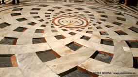 Cattedrale di Santa Maria del Fiore, Piazza del Duomo, Florencia, Italia