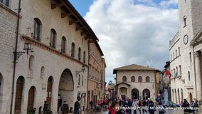 Piazza del Comune, Asis, Italia