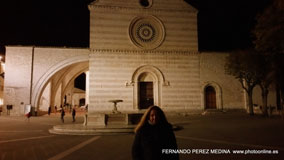Basilica di Santa Chiara, Asis, Italia