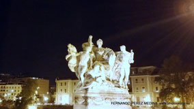 Ponte Vittorio Emanuele II, 00186 Roma, Italia