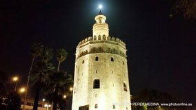 Torre del Oro, Paseo de Cristóbal Colón, Sevilla, España