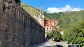 Santuario De Covadonga, Covadonga, Asturias, España
