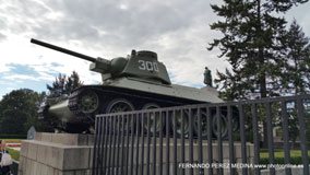 Denkmal für die Sowjetischen Soldaten, Straße des 17. Juni, Berlín, Alemania